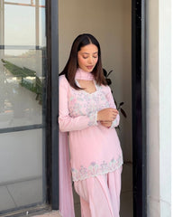 Pink Embroidered Suit with Dupatta – Elegant 3-Piece Ethnic Set for Women