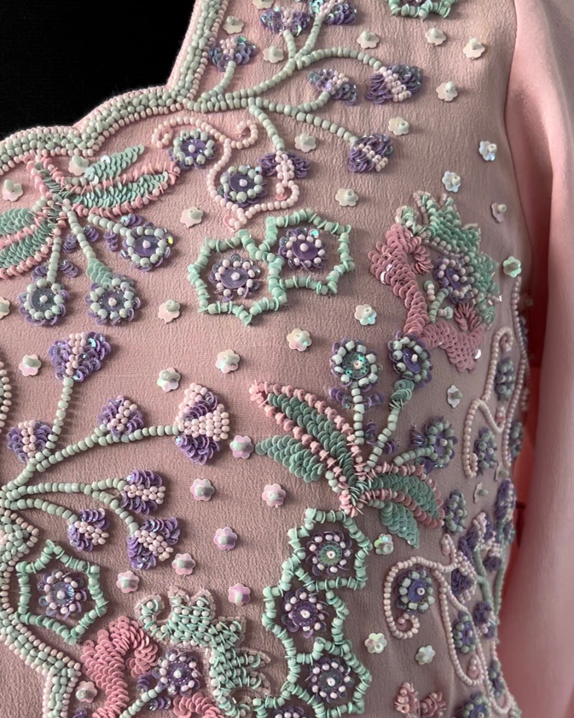 Pink Embroidered Suit with Dupatta – Elegant 3-Piece Ethnic Set for Women