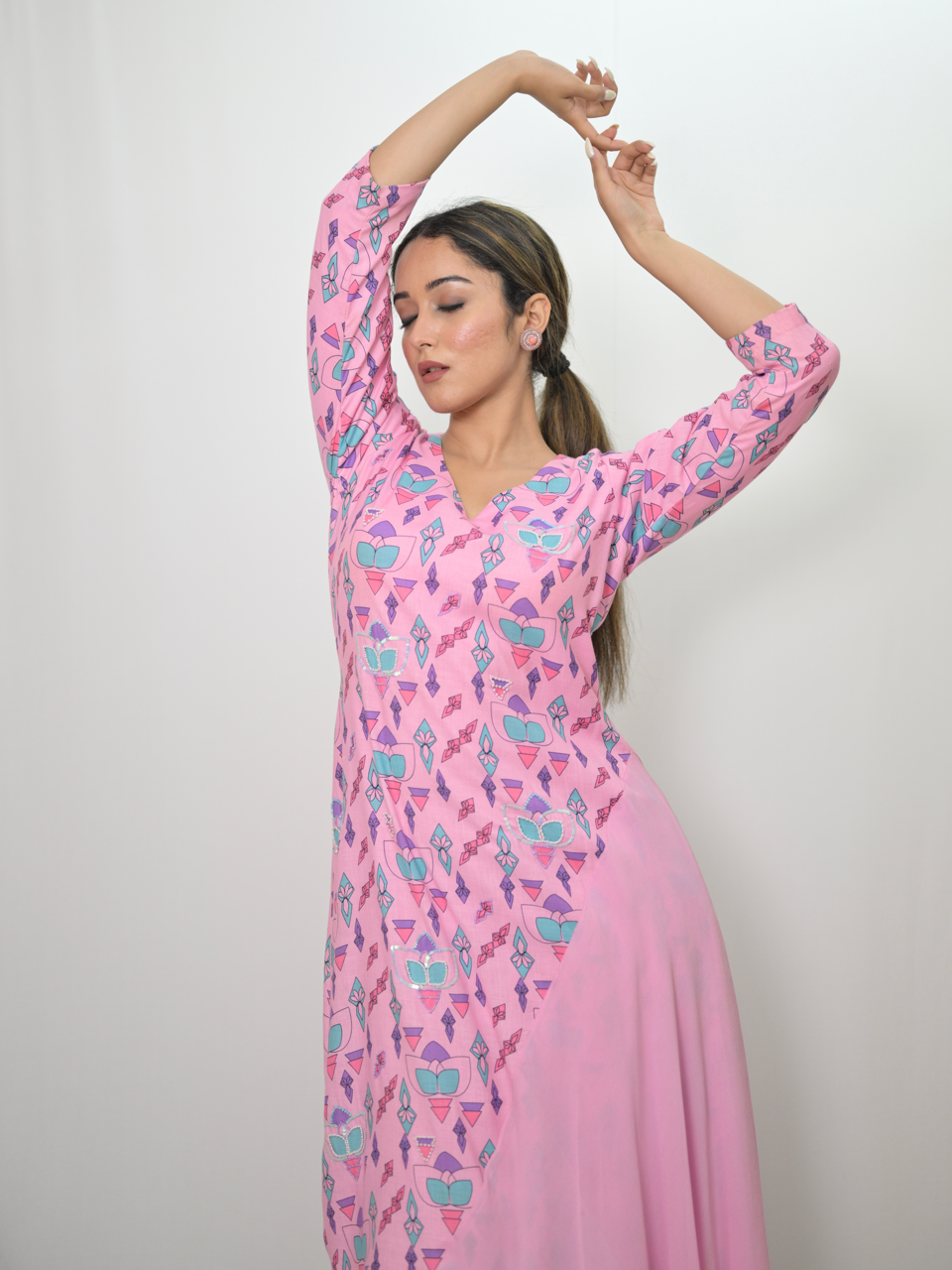 Shakti Diffuse Co-ord Set – Elegant Designer Fusion Wear for Women